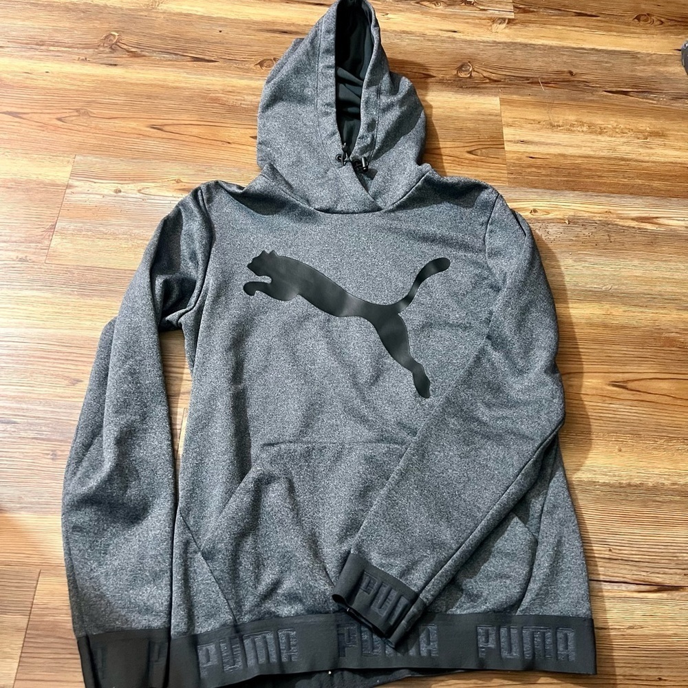 Puma Charcoal Hoodie with Logo men’s size M preowned